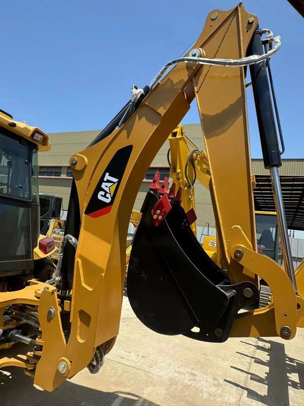 محرك الحفر المستخدم كاتربيلر CAT420F محرك الحفر المستخدم