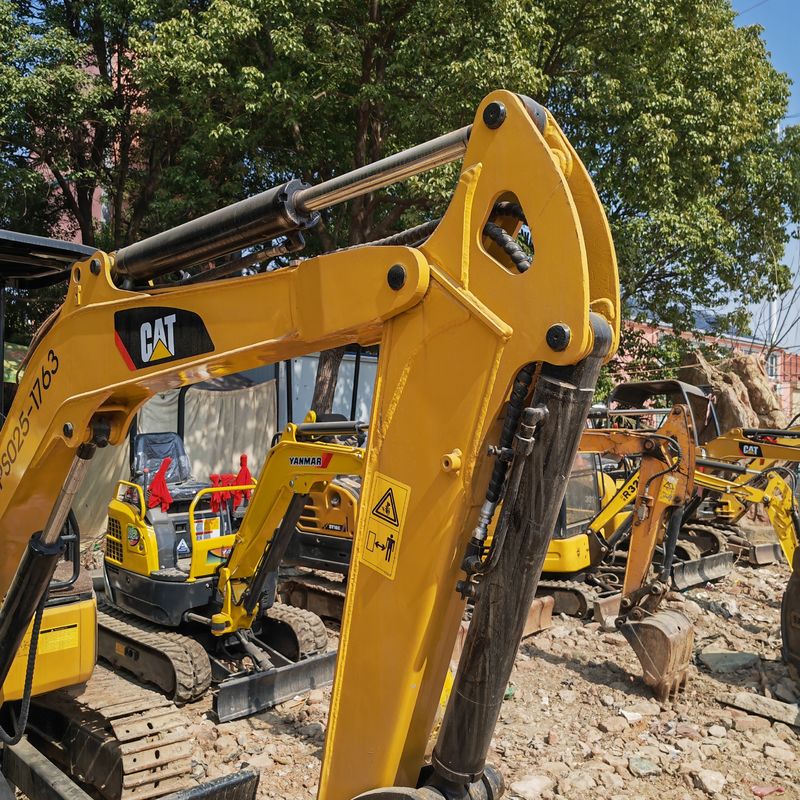 الحفرة الزحفية المصغرة mini cat303 /الجودة العالية المستخدمة القط 303 أفضل سعر الحفرة الزحفية المصغرة cat303