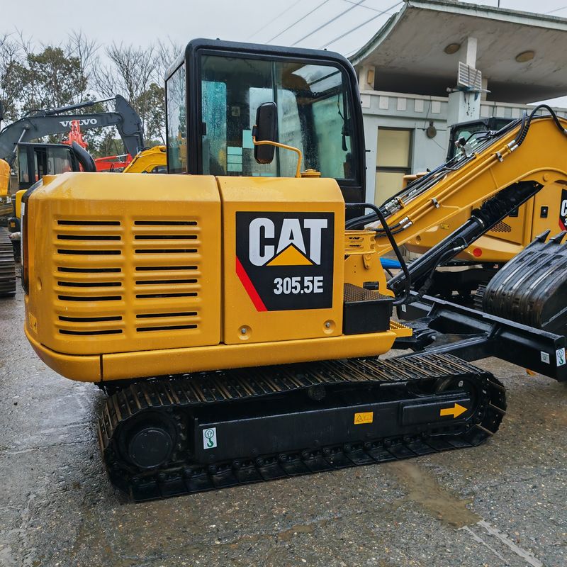 حفرة مصغرة من نوع CAT 305.5E مستعملة بدون ذيل Caterpillar 305.5 حفرة مصغرة من نوع CAT302 CAT305.5 CAT306 CAT304 CAT305
