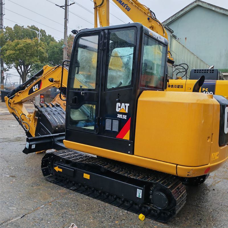 حفرة مصغرة من نوع CAT 305.5E مستعملة بدون ذيل Caterpillar 305.5 حفرة مصغرة من نوع CAT302 CAT305.5 CAT306 CAT304 CAT305