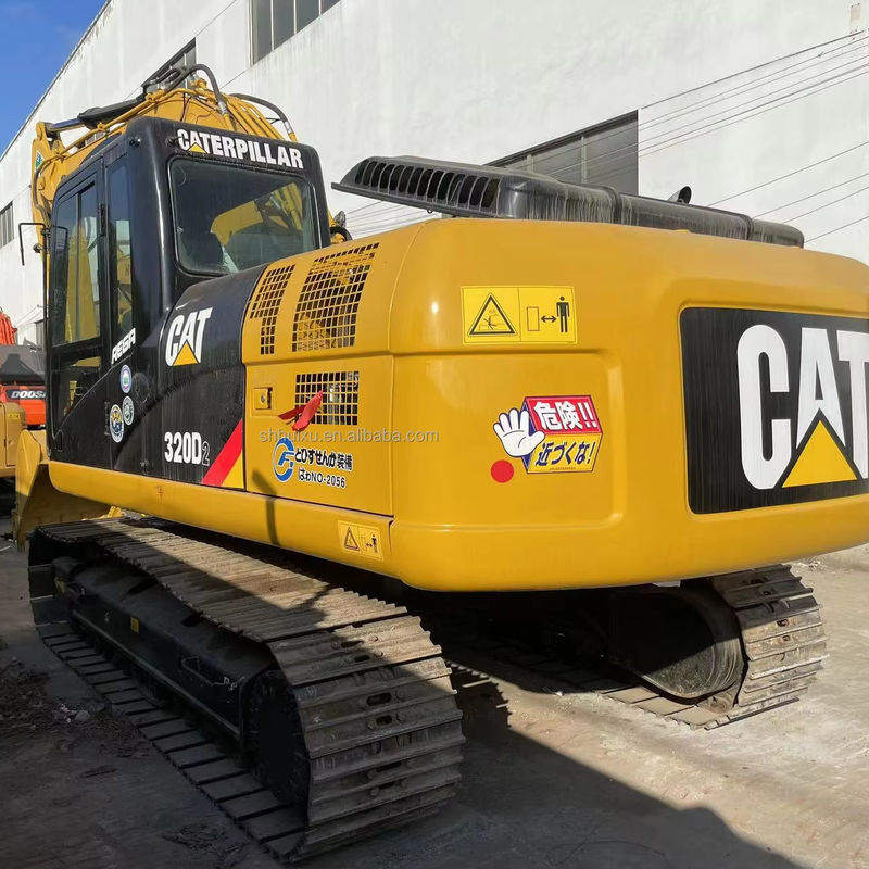 المستخدمة كاتربيلر- الحفرة الأصلية CAT320d2 الحفرة CAT- 320d2 حالة جيدة