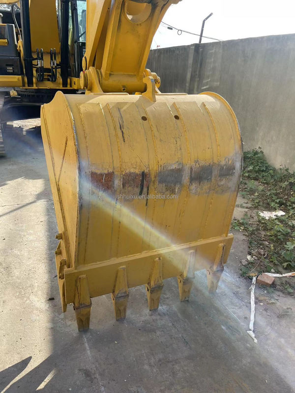 المستخدمة كاتربيلر- الحفرة الأصلية CAT320d2 الحفرة CAT- 320d2 حالة جيدة