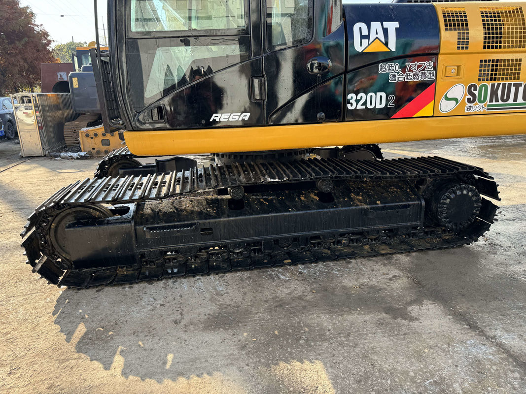 كاتربيلر- الحفرة الأصلية 320d2 البناء الهيدروليكي الحفرة CAT- 320d2 حالة جيدة بيع رخيصة مستعمل الحفرة الزحف