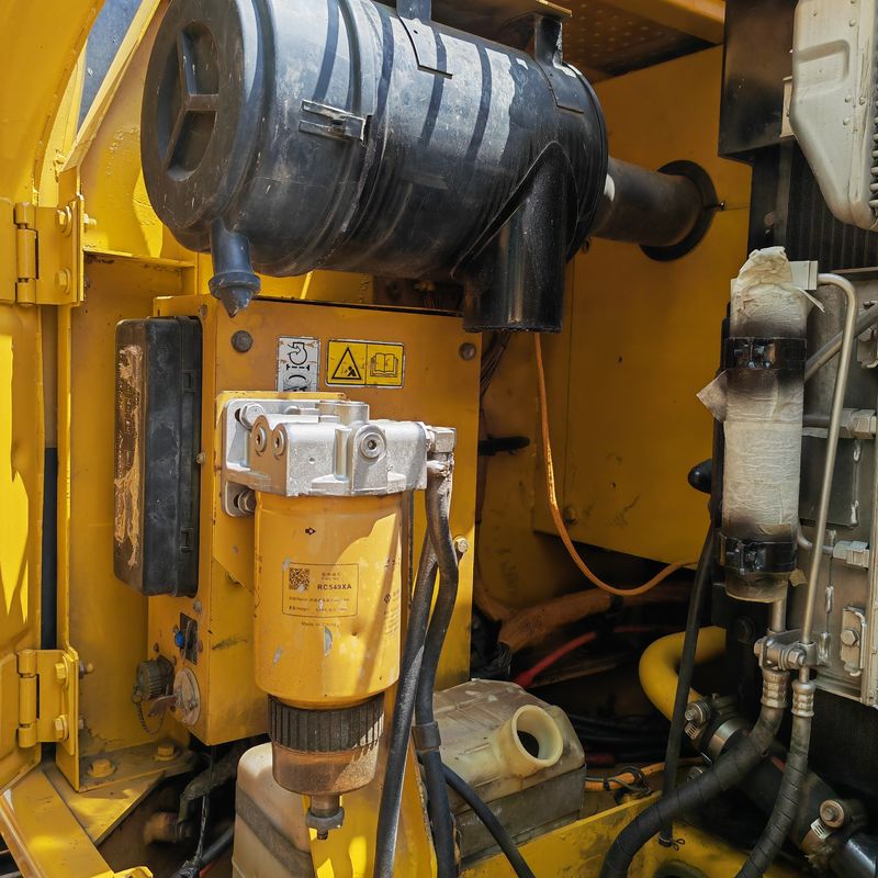 15 طن اللون الأصلي المستخدم cat315c / اليد الثانية عالية القوة الحفر المستخدم cat315c للبيع