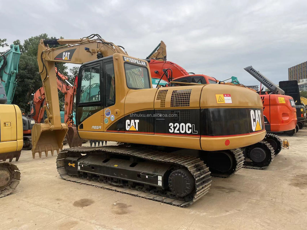 CAT320GC حفرة القطط المستعملة أصلية في حالة جيدة 20.5 طن الزحف متحرك