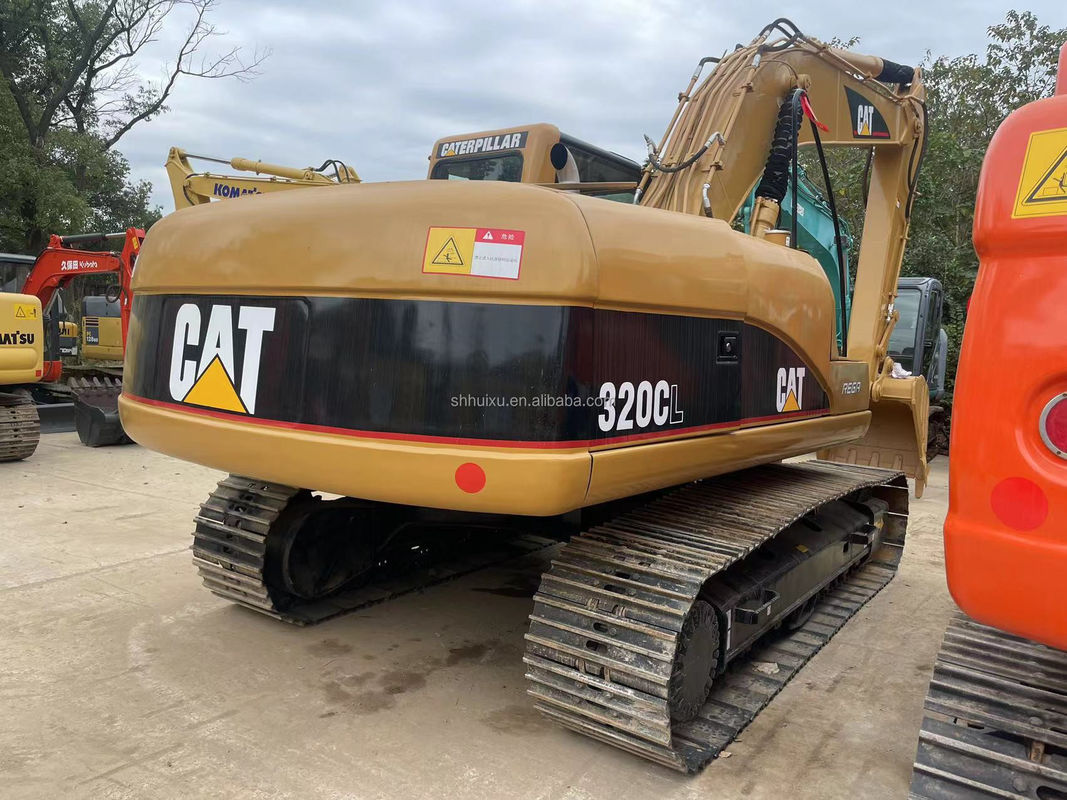 CAT320GC حفرة القطط المستعملة أصلية في حالة جيدة 20.5 طن الزحف متحرك